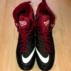 BRAND NEW NIKE Force Savage Burgundy/Black Size 17